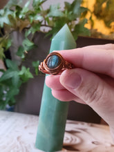 Load image into Gallery viewer, Labradorite Ring Wrapped in Bare Copper