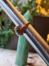 Load image into Gallery viewer, Labradorite Ring Wrapped in Bare Copper