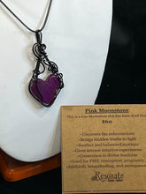 Load image into Gallery viewer, Moonstone Heart Pendant