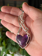 Load image into Gallery viewer, Moonstone Heart Pendant