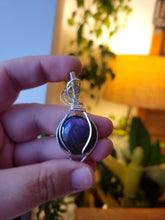 Load image into Gallery viewer, Purple Labradorite wrapped in Silver
